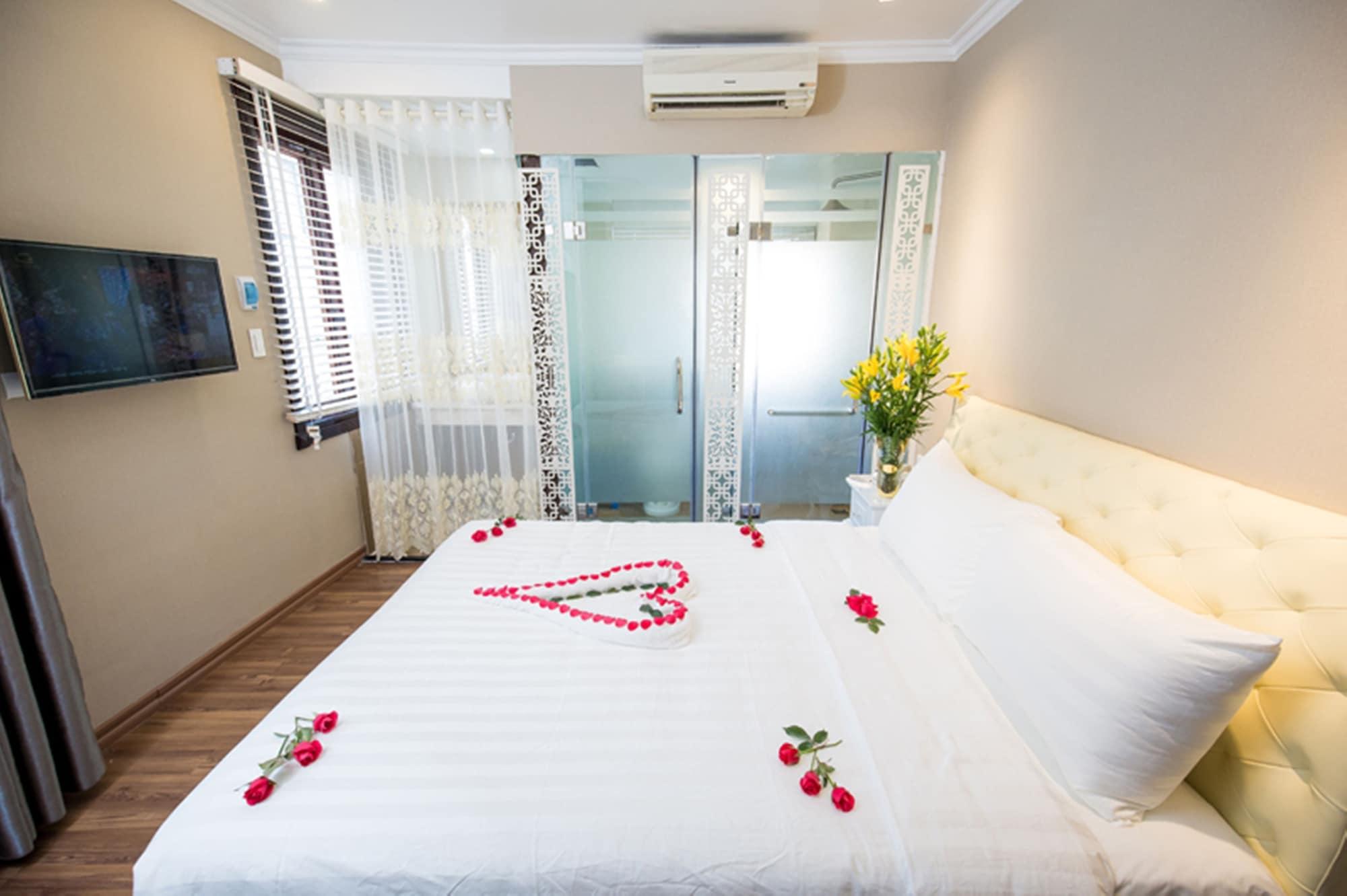 Little Hanoi Deluxe Hotel Bagian luar foto